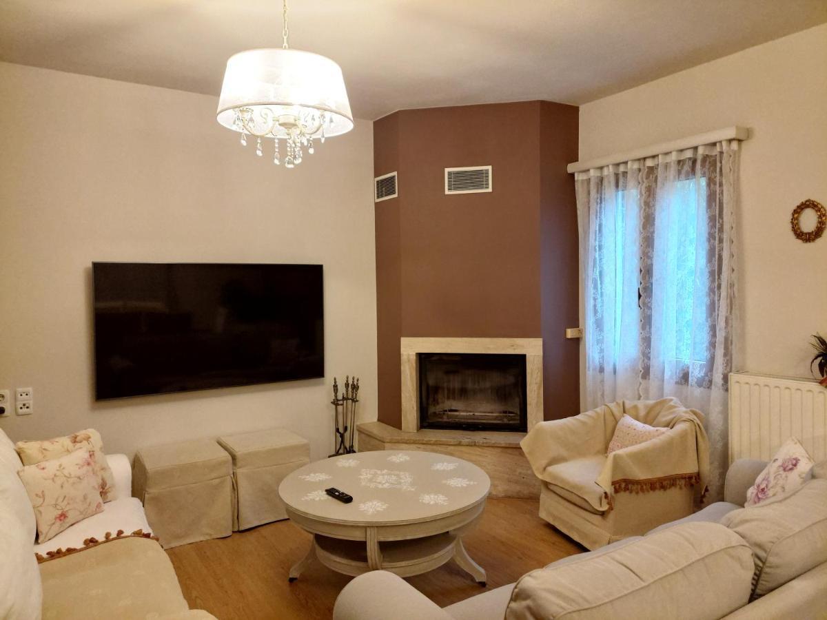 Luxury 3Br Sunrise Villa , Seaside Gyrismata 스키로스 외부 사진